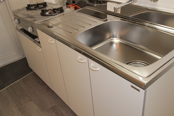 キッチン　※現況を優先します。