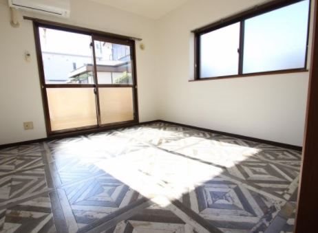 居室・リビング　実際と異なる場合は現況優先です。