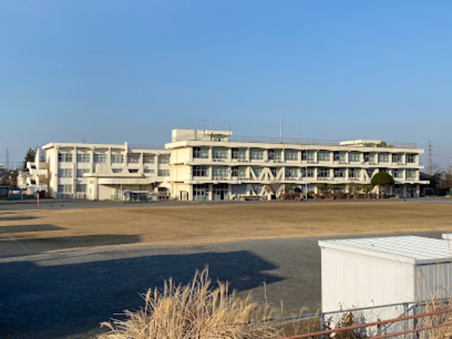 小学校　日野市立滝合小学校（小学校）まで1739m