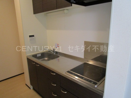 キッチン　独立型のキッチンスペース