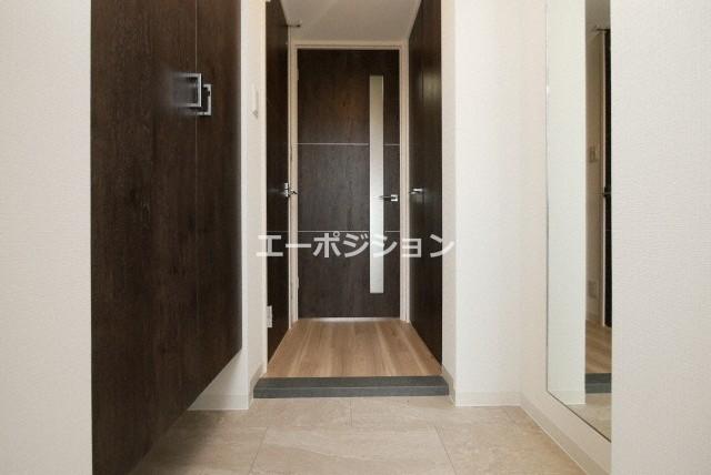 玄関　リヴェント難波サウス