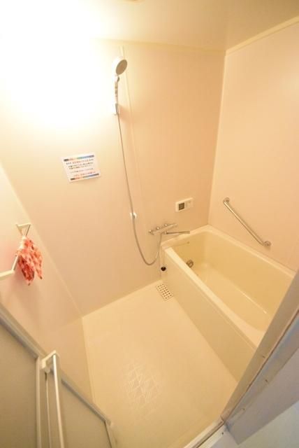 バス・シャワールーム　同物件別部屋参考