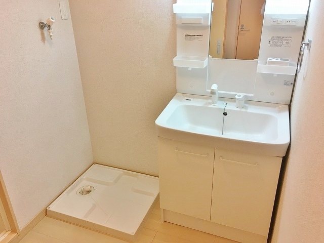 洗面設備　洗濯機置場