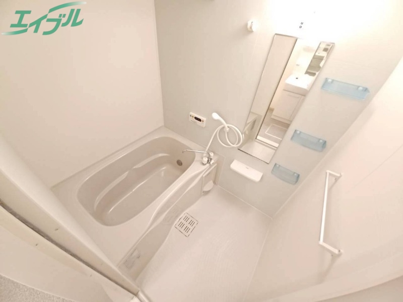 バス・シャワールーム　反転タイプ参考写真