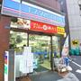 コンビニ　ファミリーマート（コンビニ）まで280m