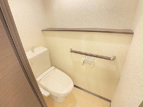 トイレ　設備・仕様は号室により異なる為現況を優先致します。