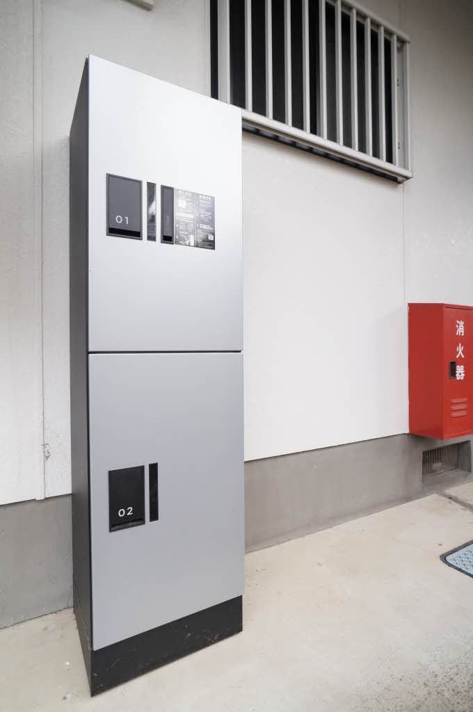 建物外観　宅配ボックス