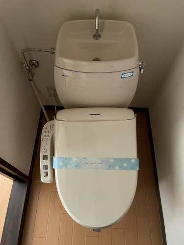 トイレ　トイレ