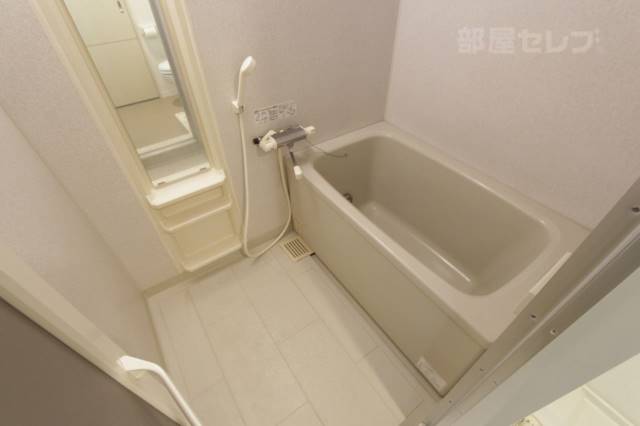 バス・シャワールーム　※４１２号室室内参照