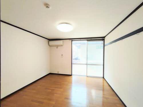 居室・リビング　居室