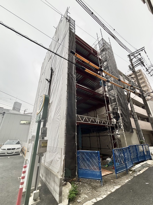 建物外観　建築中