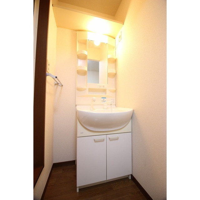 洗面設備　同タイプ他部屋の写真です