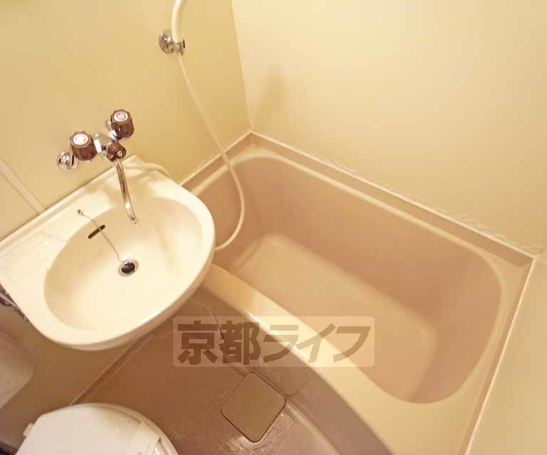 バス・シャワールーム　ユニットバスです。