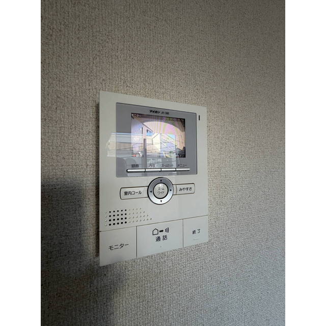 セキュリティ　自動録画ＴＶモニターホンで訪問者を確認できます♪