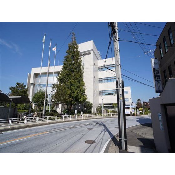 役所　横浜市泉区役所（役所）まで2697m