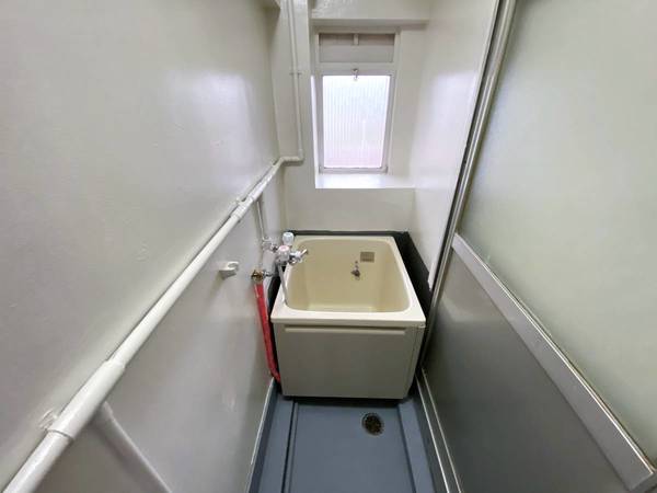 バス・シャワールーム　ビレッジハウスの同一物件・同一タイプの間取りの写真です