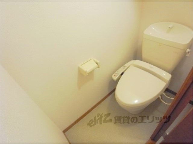 レオパレス湖城が丘のトイレ写真