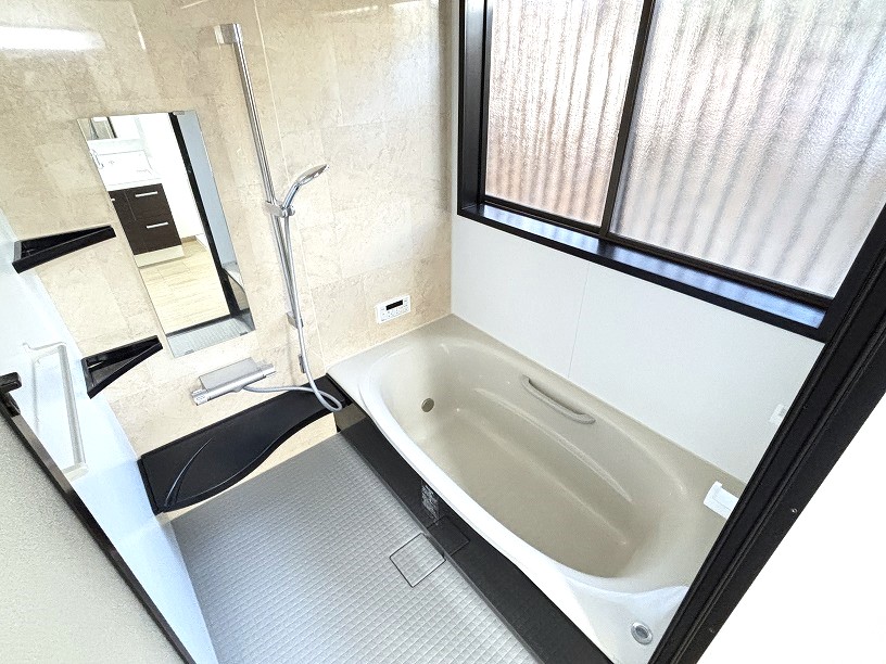 学園大和町2丁目戸建の風呂写真