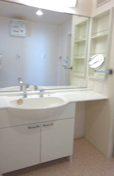 洗面設備　同仕様