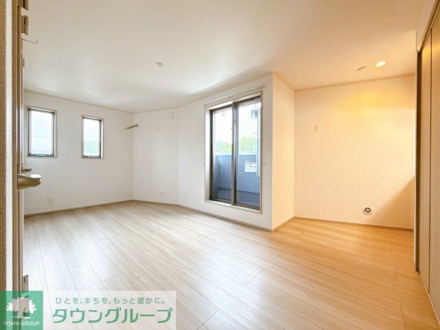 居室・リビング　現地待ち合わせ歓迎♪お問合せはタウンハウジングまで！