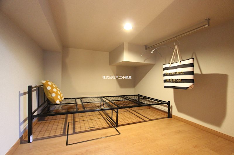 その他部屋・スペース　寝室・収納として使用のできる空間★