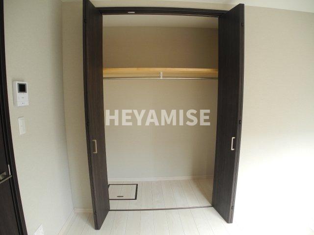 玄関　※室内画像は別号室のもの