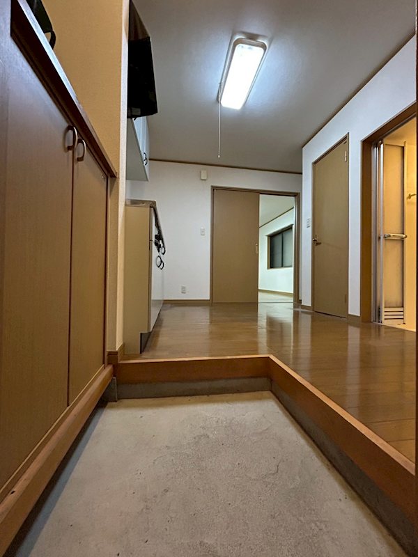 玄関　シューズボックス付き！