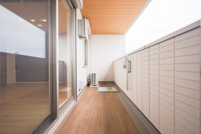 バルコニー　図面と現状に相違がある場合には現状を優先