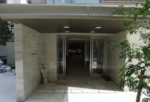 ロビー　内見予約受付中、お気軽にお問い合わせ