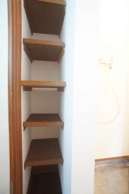 収納　シューズボックス付で、玄関はいつでもスッキリ片付きますね☆