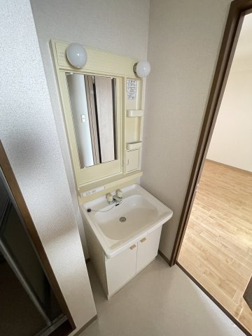 洗面設備　★独立洗面台＆脱衣所！