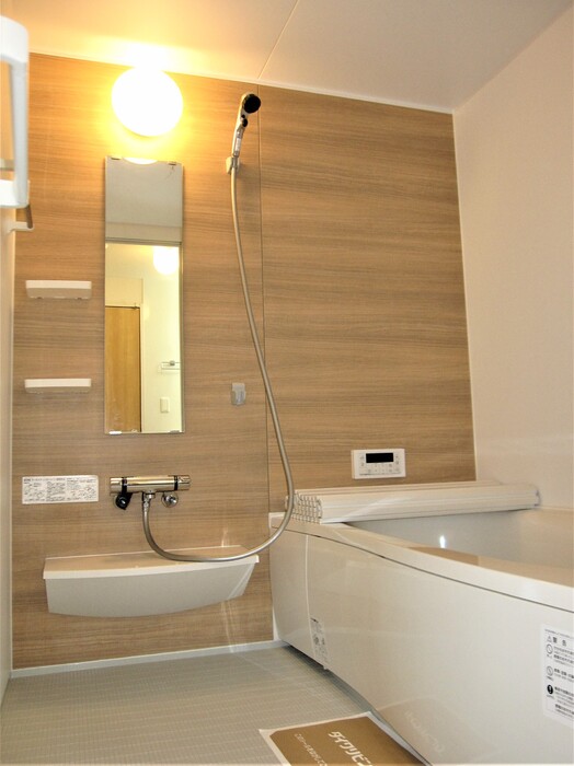 バス・シャワールーム　浴室