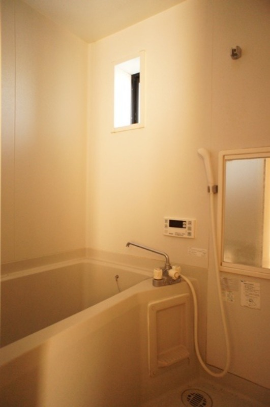 バス・シャワールーム　図面と現状に相違がある場合には現状を優先