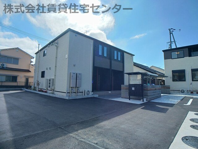 建物外観　建設中