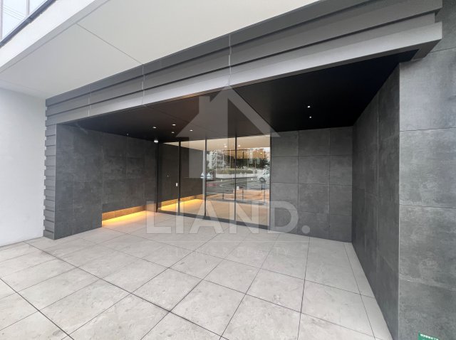 エントランス　Hakata Station South