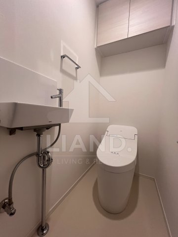 トイレ　Hakata Station South