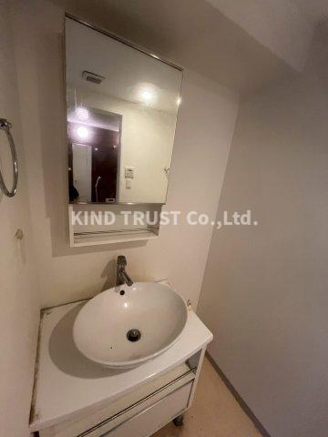 洗面設備　脱衣スペースもあります