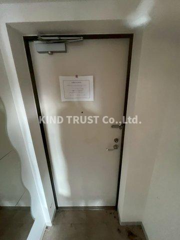 玄関　落ち着いた玄関です