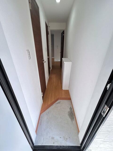 玄関　同建物別部屋参考