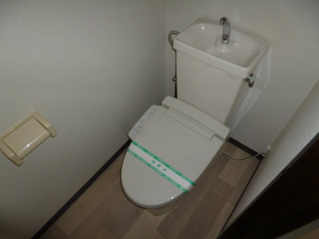 トイレ　ウォシュレット