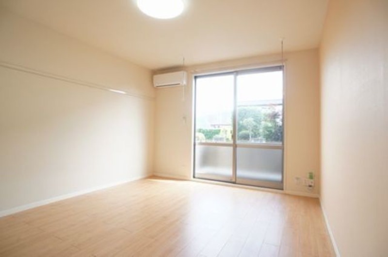 居室・リビング　図面と現状に相違がある場合には現状を優先