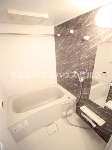 バス・シャワールーム　写真は同型タイプ別物件