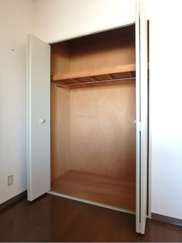 収納　図面と現状に相違がある場合には現状を優先