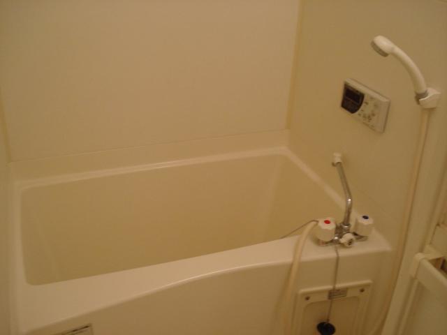 バス・シャワールーム　浴室