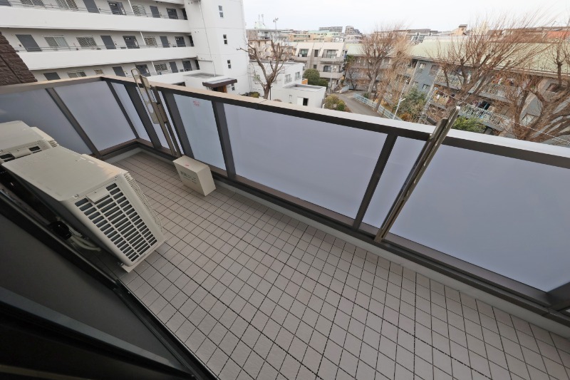 バルコニー　バルコニー