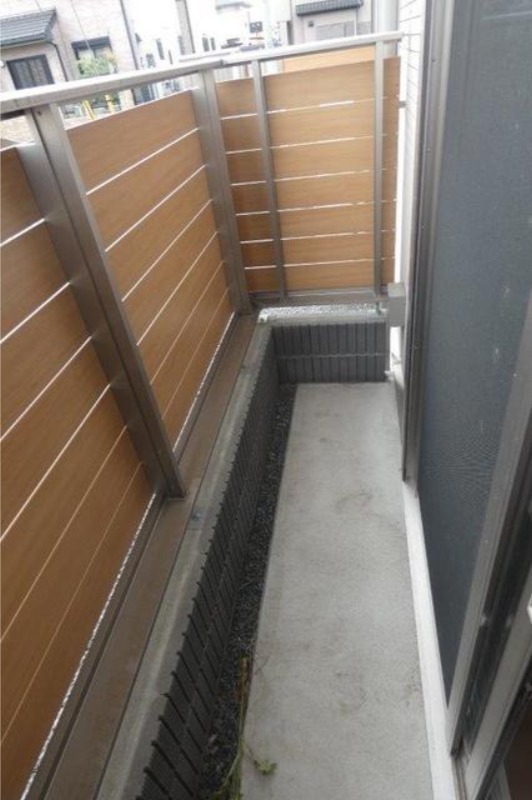 バルコニー　図面と現状に相違がある場合には現状を優先