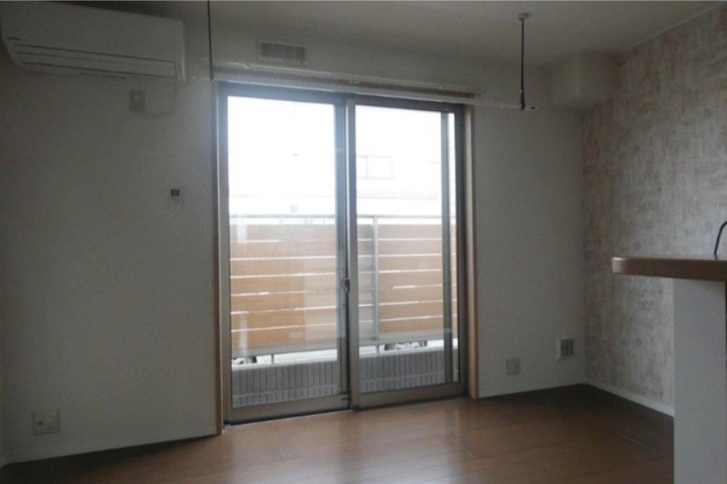 居室・リビング　図面と現状に相違がある場合には現状を優先