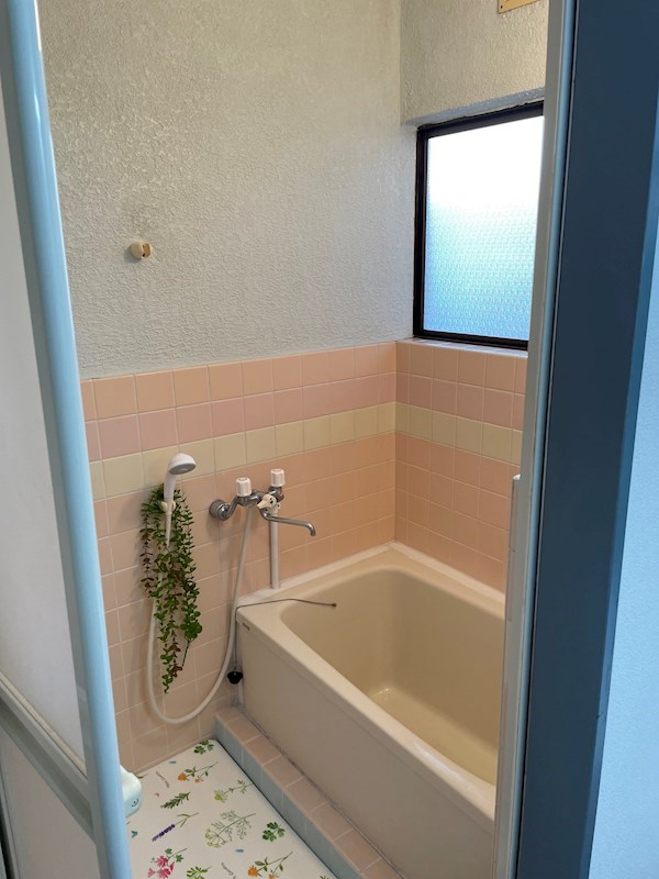 バス・シャワールーム　他部屋