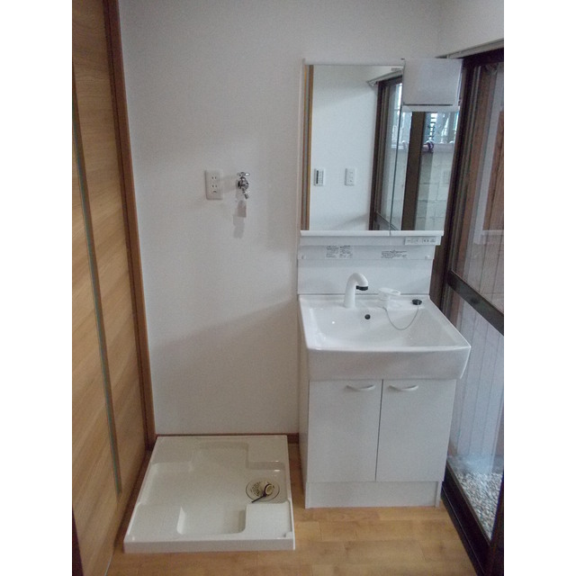 洗面設備　洗髪洗面化粧台