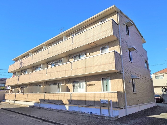 建物外観　閑静な住宅街です。
